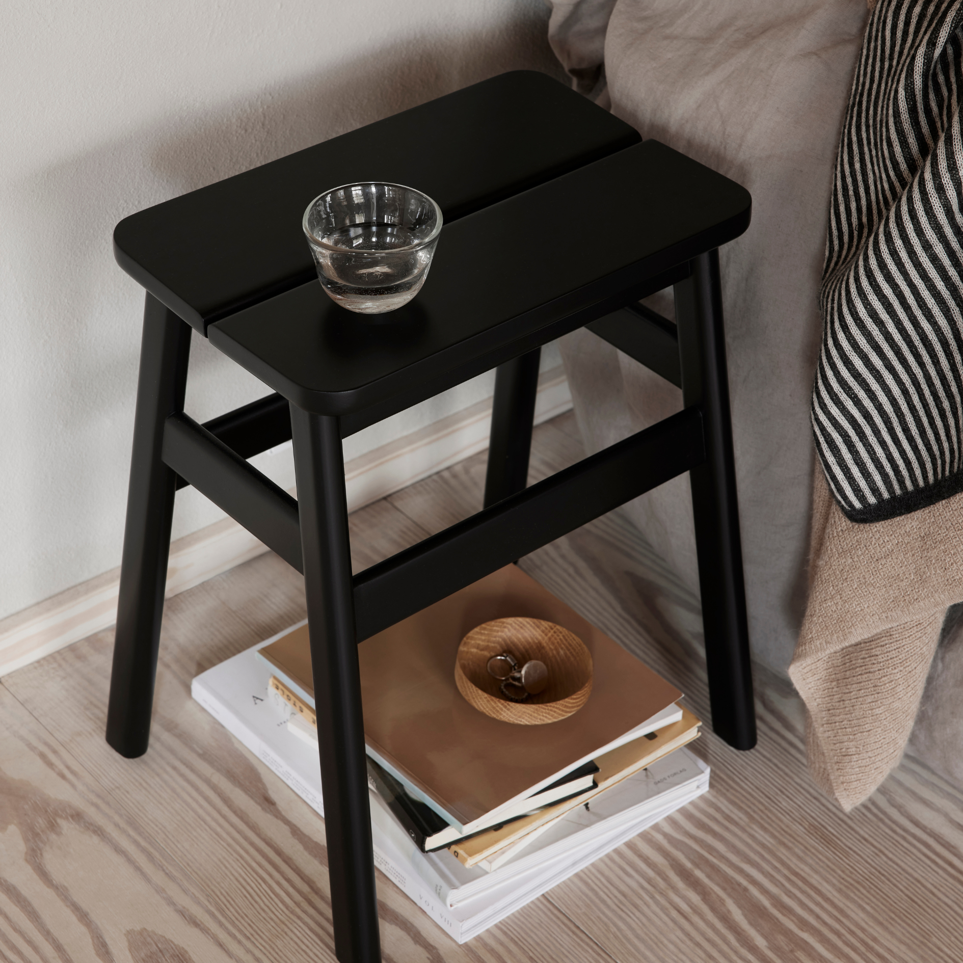 Angle Standard Stool 45