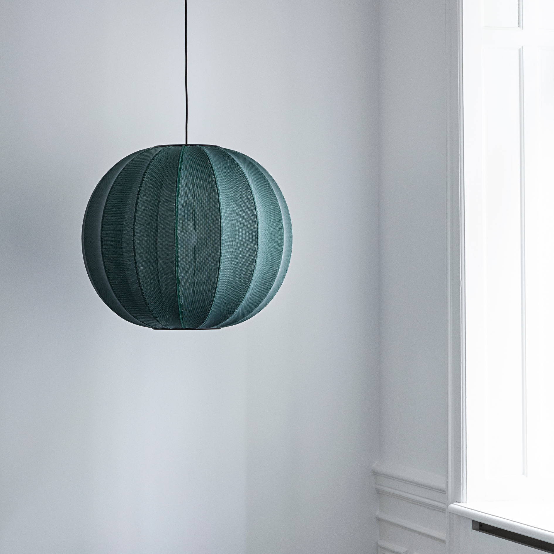 Knit-Wit Ø45 Round Pendant