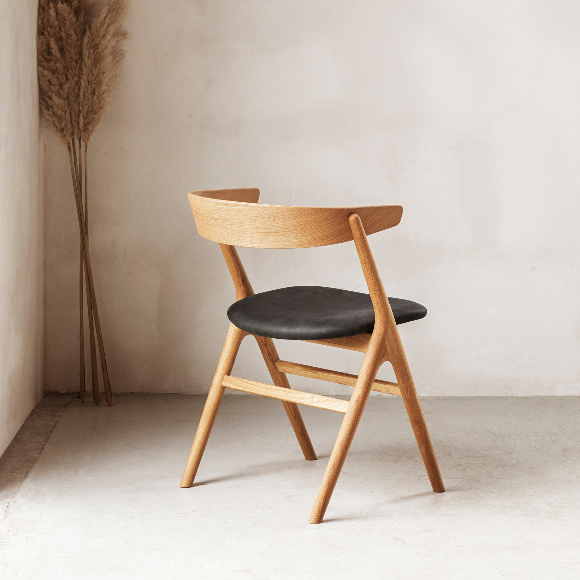 No9 Dining Chair