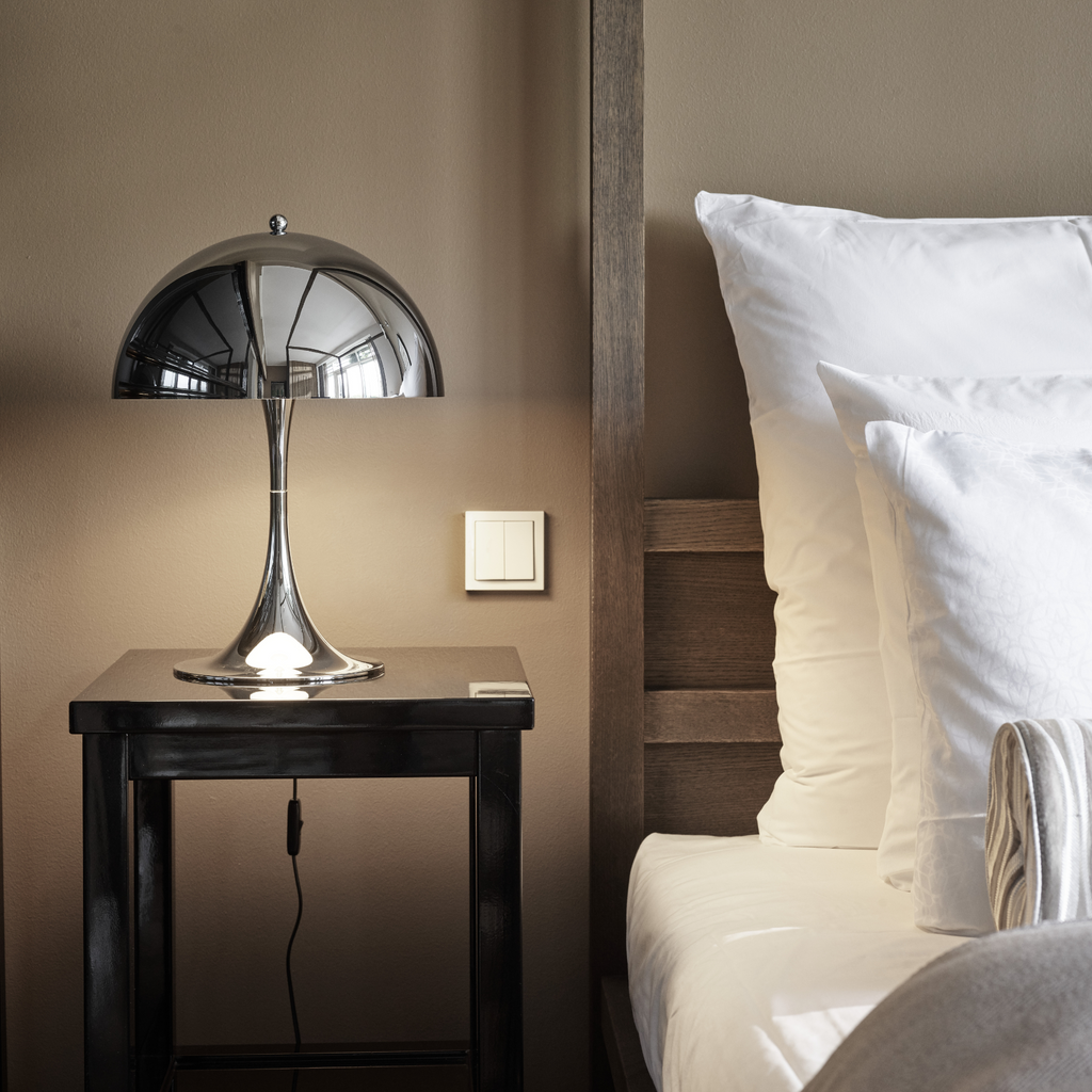 Panthella 320 Table Lamp