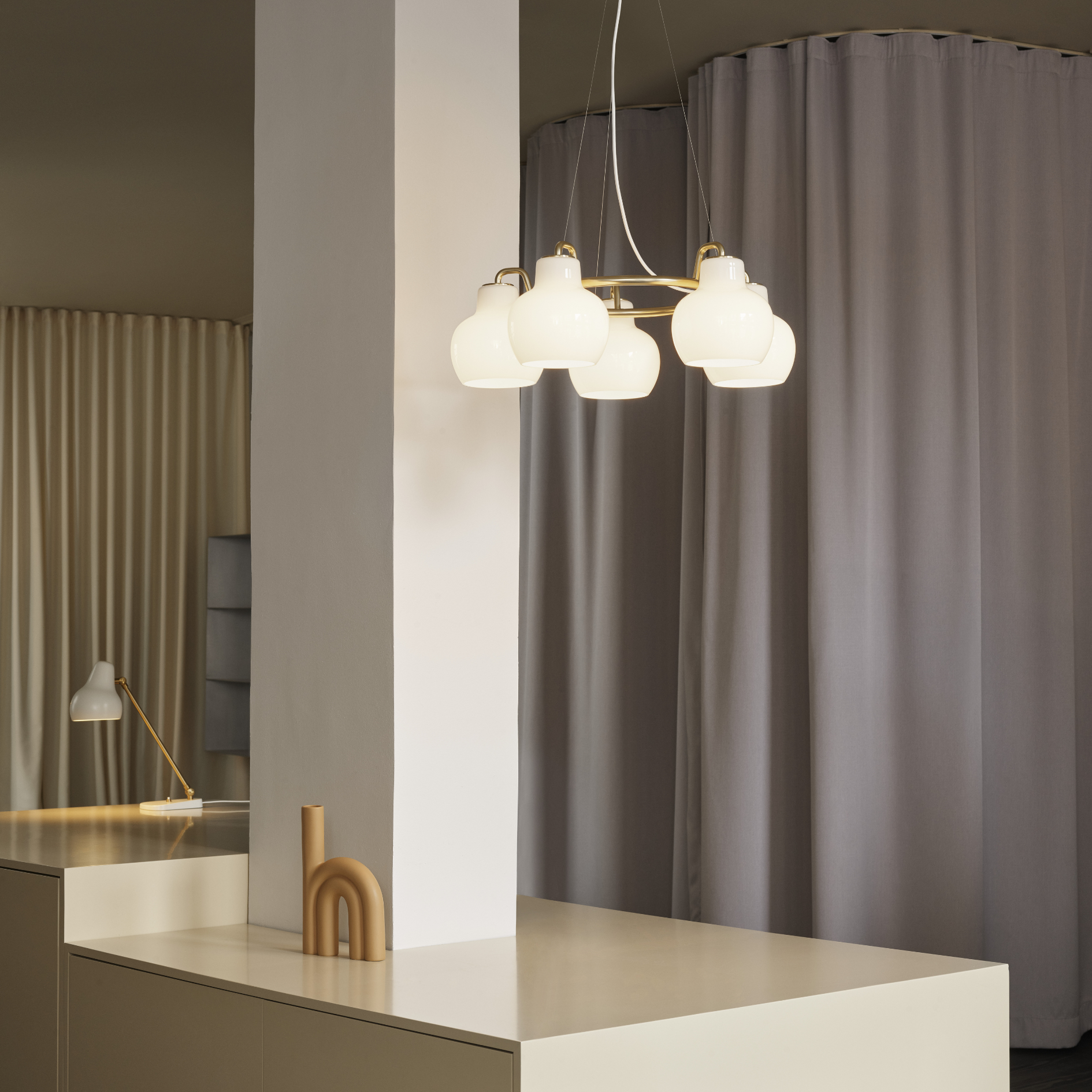 VL Ring Crown 3-5-7 Pendant