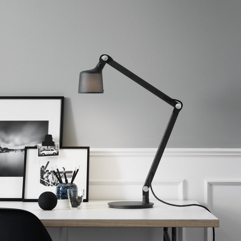 VIPP Desk Lamp